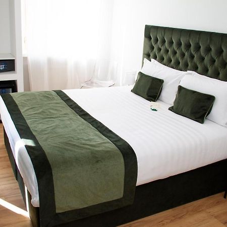 Home At Rome Vatican Suites Экстерьер фото