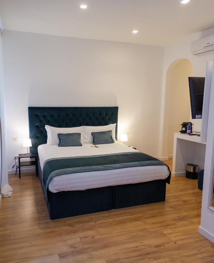 Home At Rome Vatican Suites Экстерьер фото