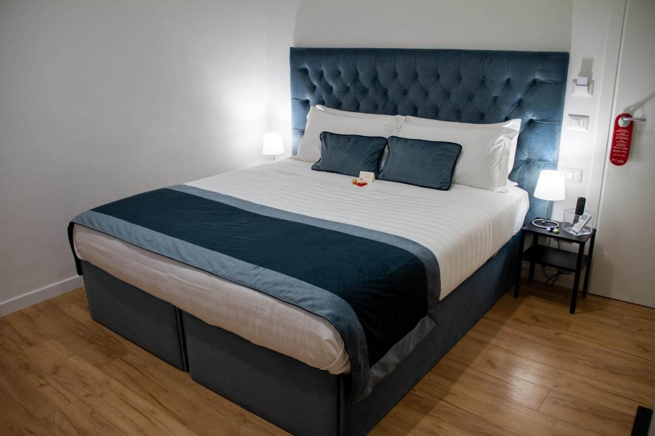Home At Rome Vatican Suites Экстерьер фото