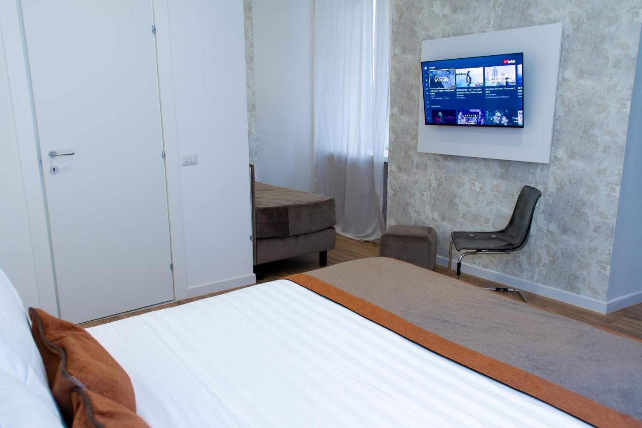 Home At Rome Vatican Suites Экстерьер фото